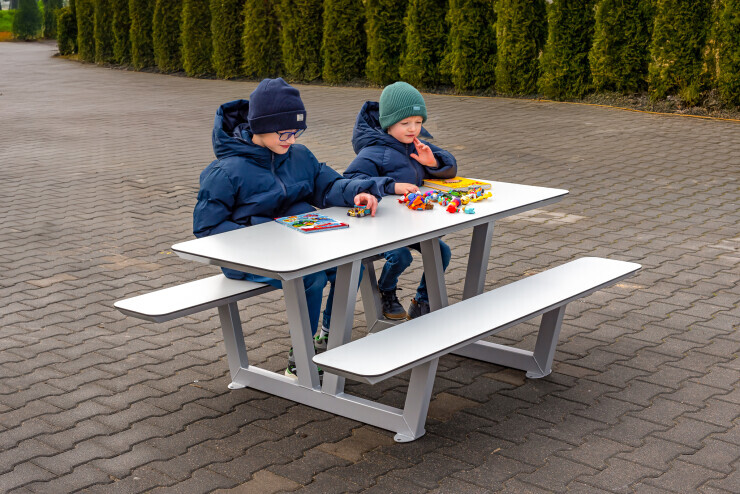 Picknicktafel voor kinderen - spelletjestafel, eettafel, leestafel