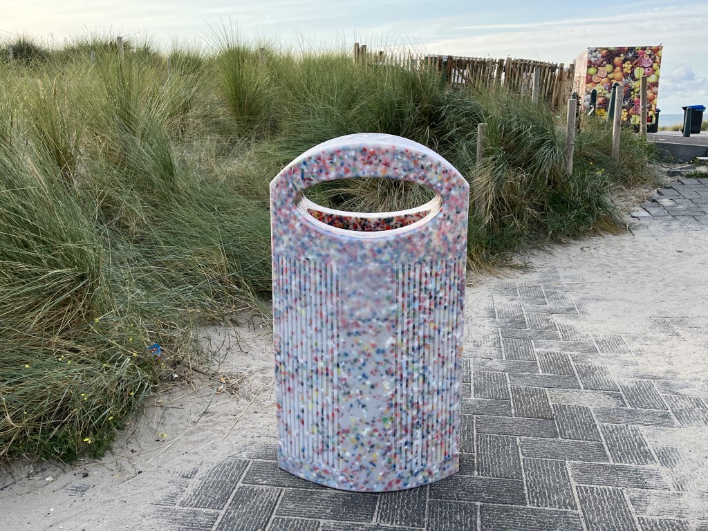 Thriller Uitlijnen bijtend Eco Serie - Banken en Afvalbakken | gerecycled polyethyleen